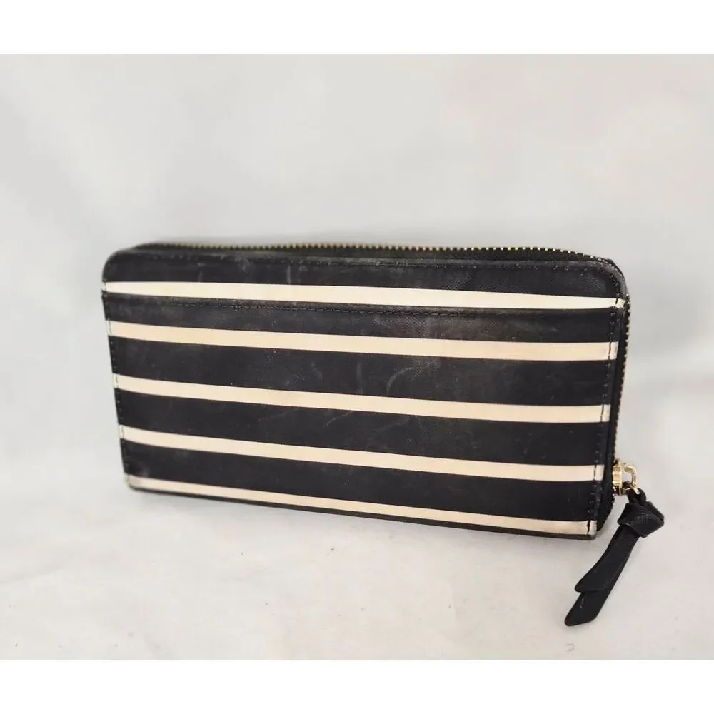 Kate Spade Wilson Road wallet